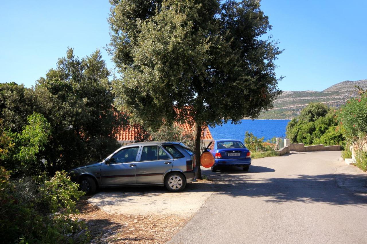 Seaside Apartments With A Swimming Pool Tri Zala, Korcula - 558 Žrnovo Kültér fotó
