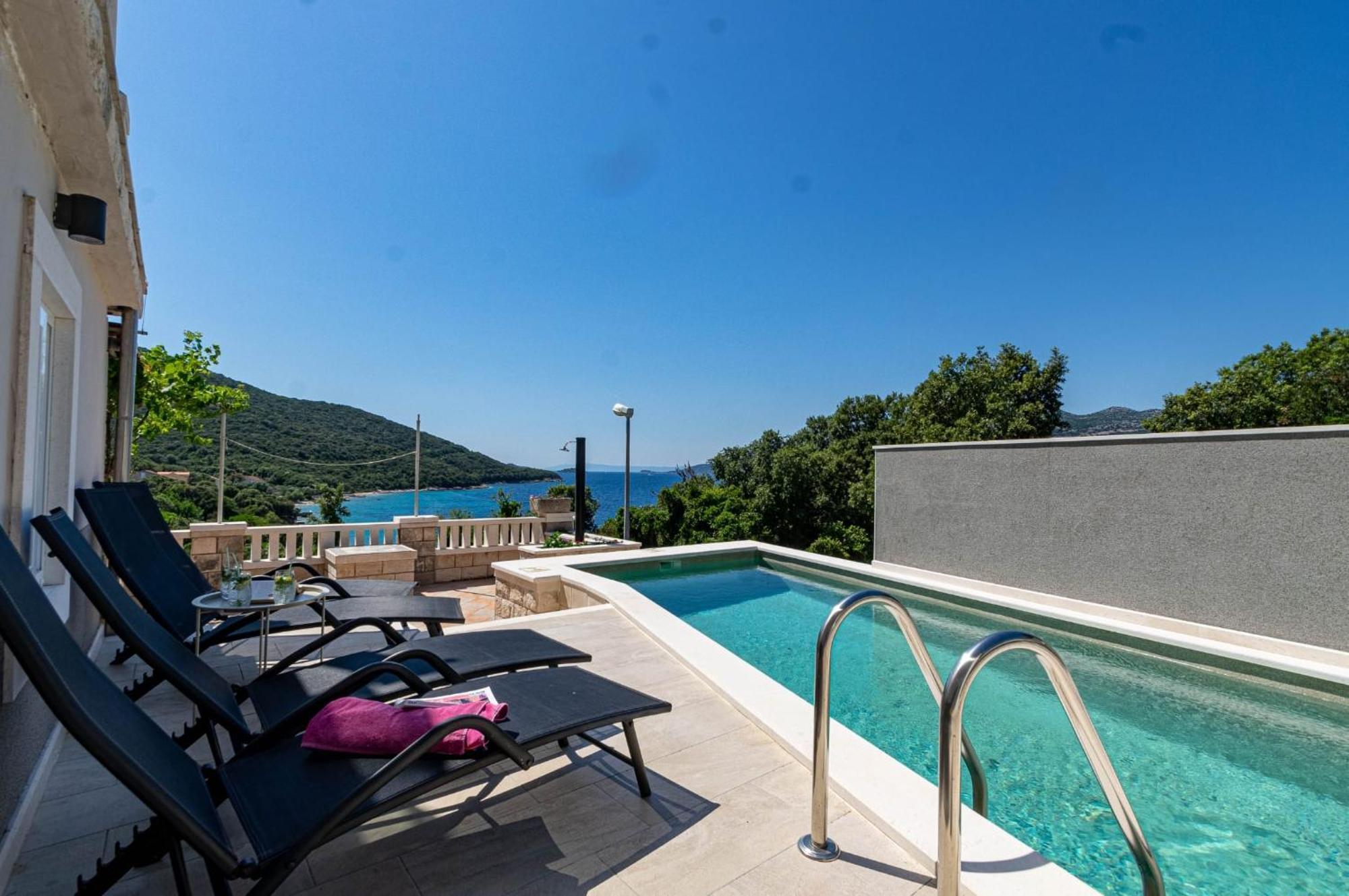 Seaside Apartments With A Swimming Pool Tri Zala, Korcula - 558 Žrnovo Kültér fotó